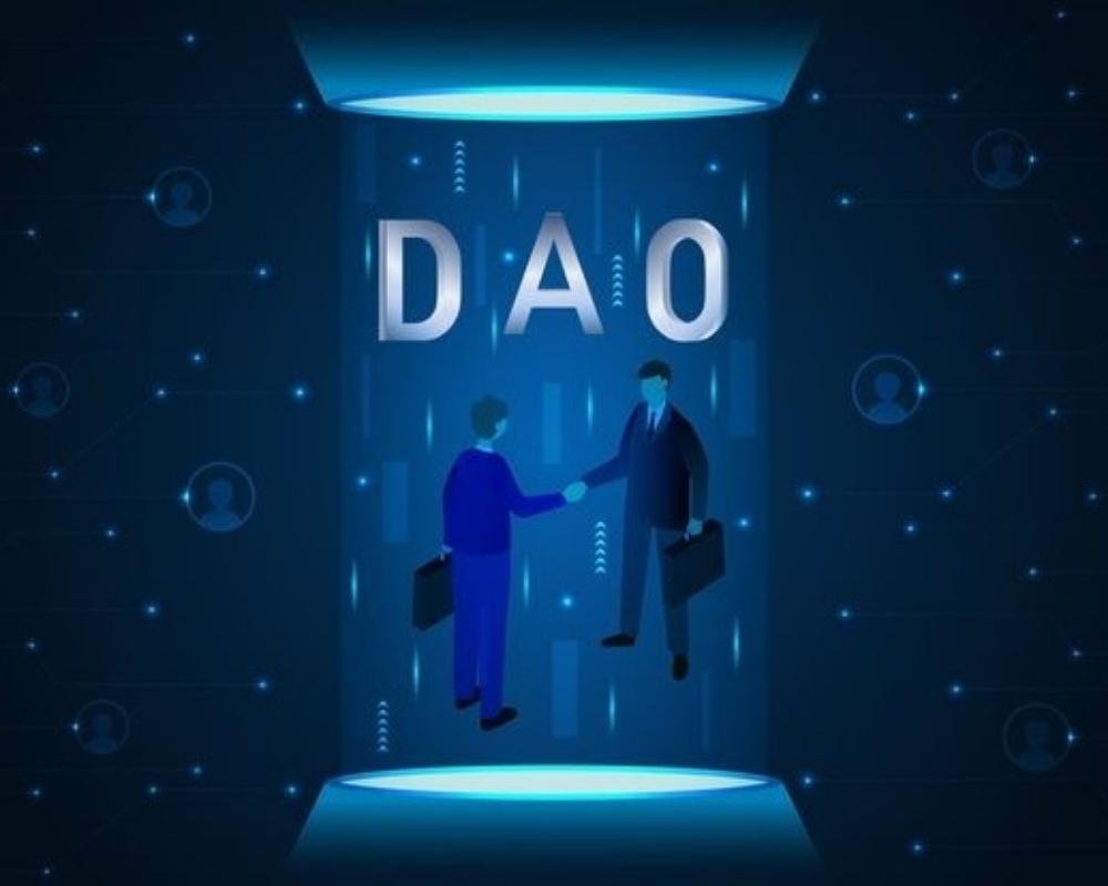 DAO: Decentralized Autonomous Organization