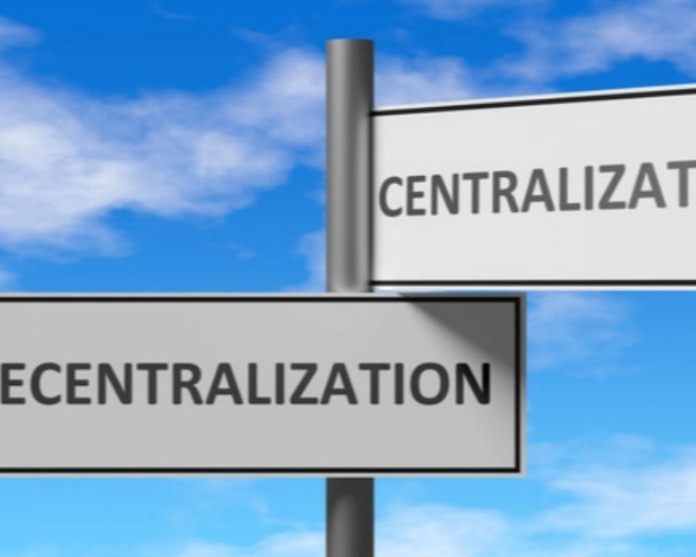 Centralized Or Dece