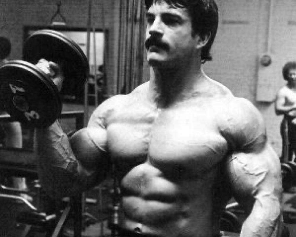 MIKE MENTZER