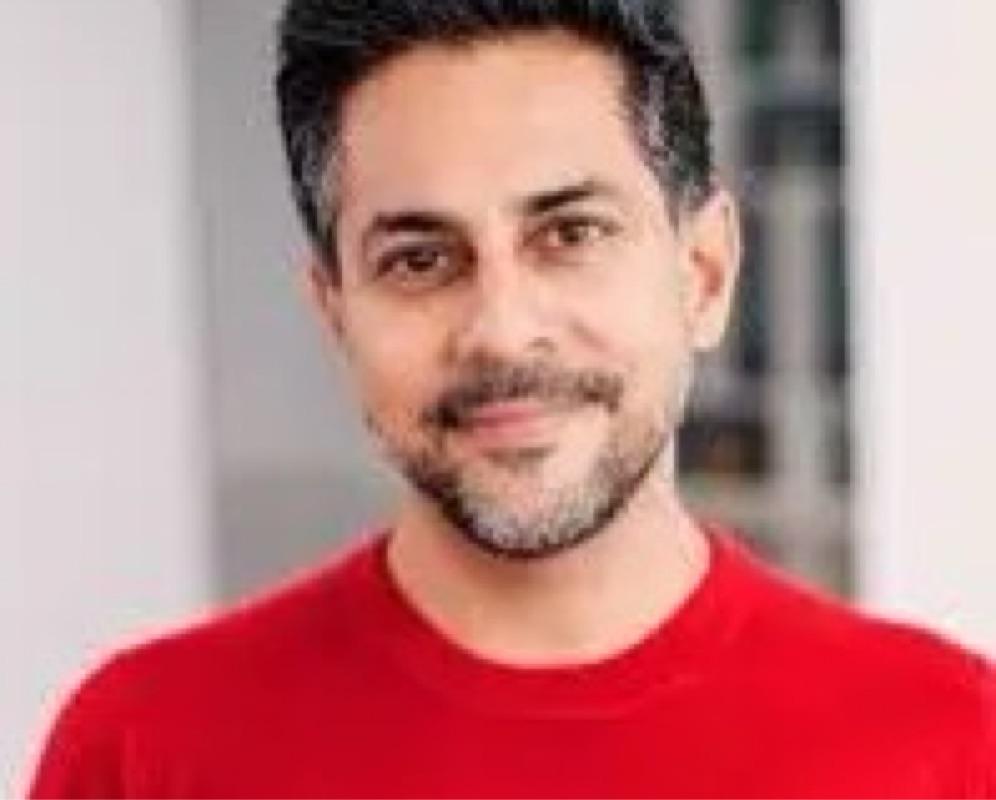 VISHEN LAKHIANI