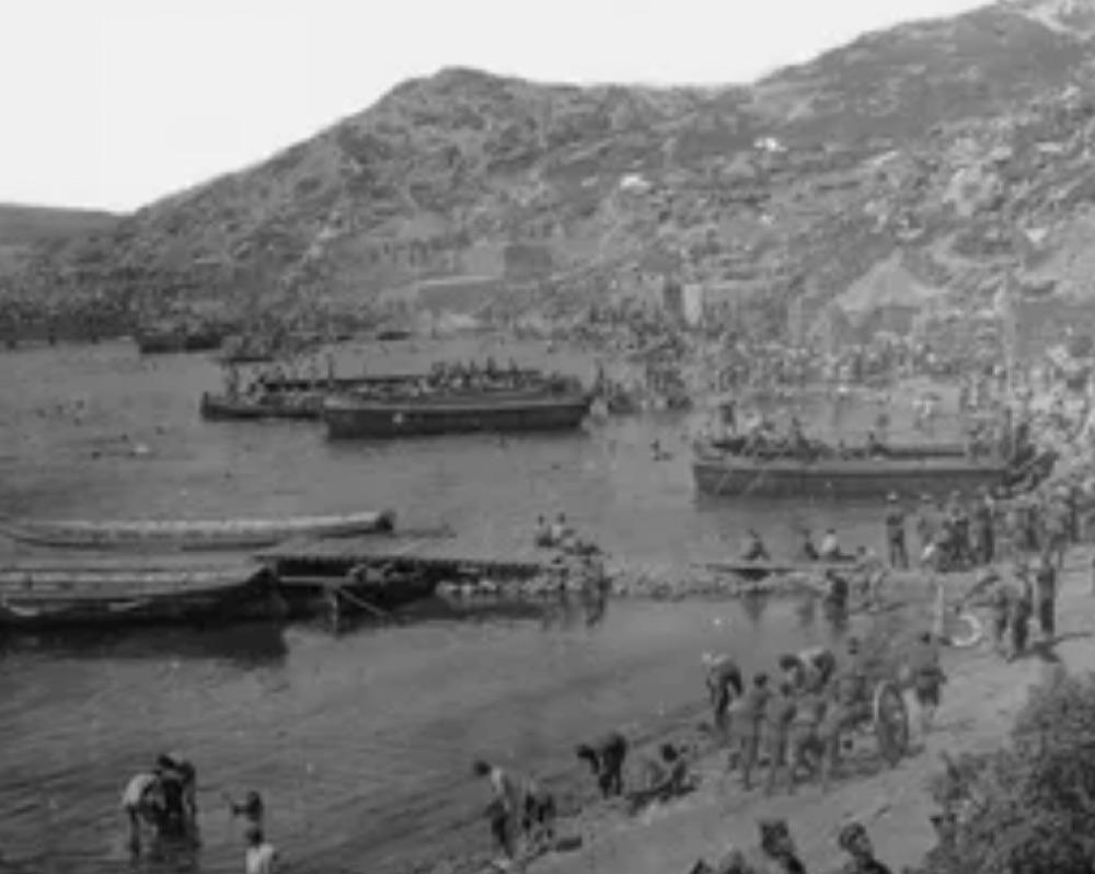 The Battle Of Gallipoli - February 1915 - January - 1916