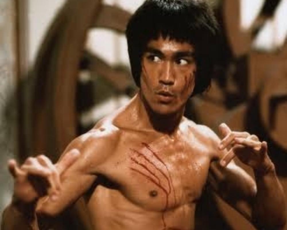 BRUCE LEE