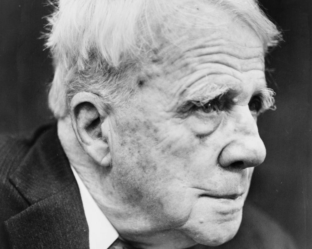 ROBERT FROST