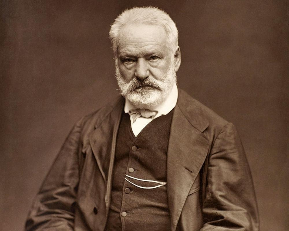 VICTOR HUGO