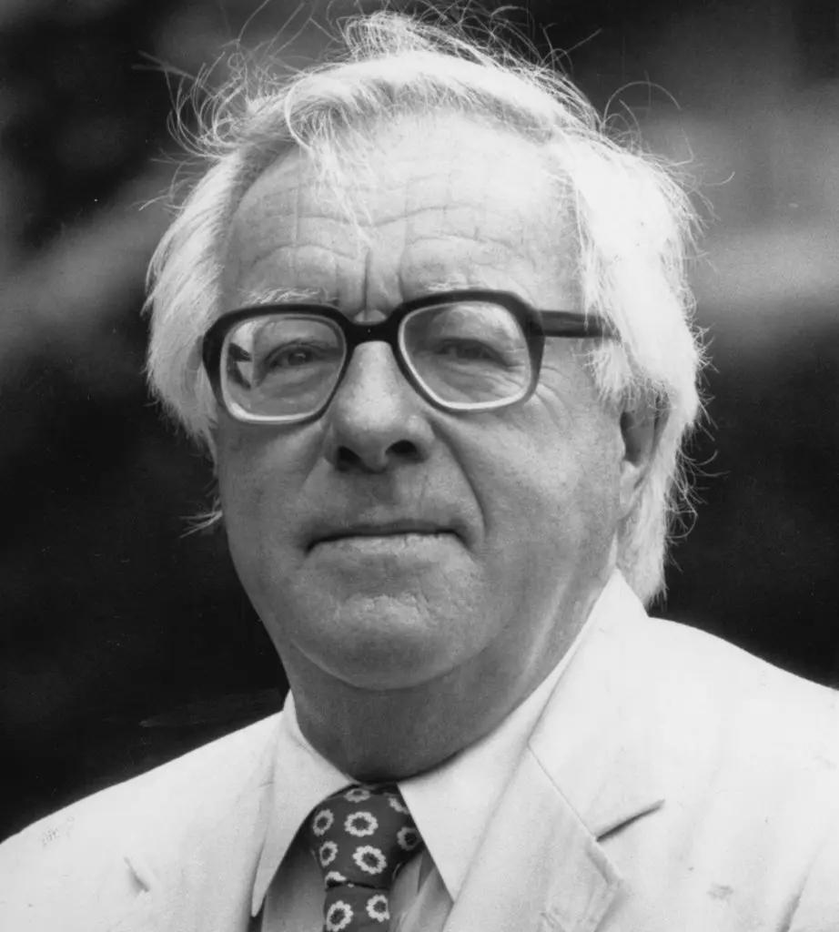 RAY BRADBURY