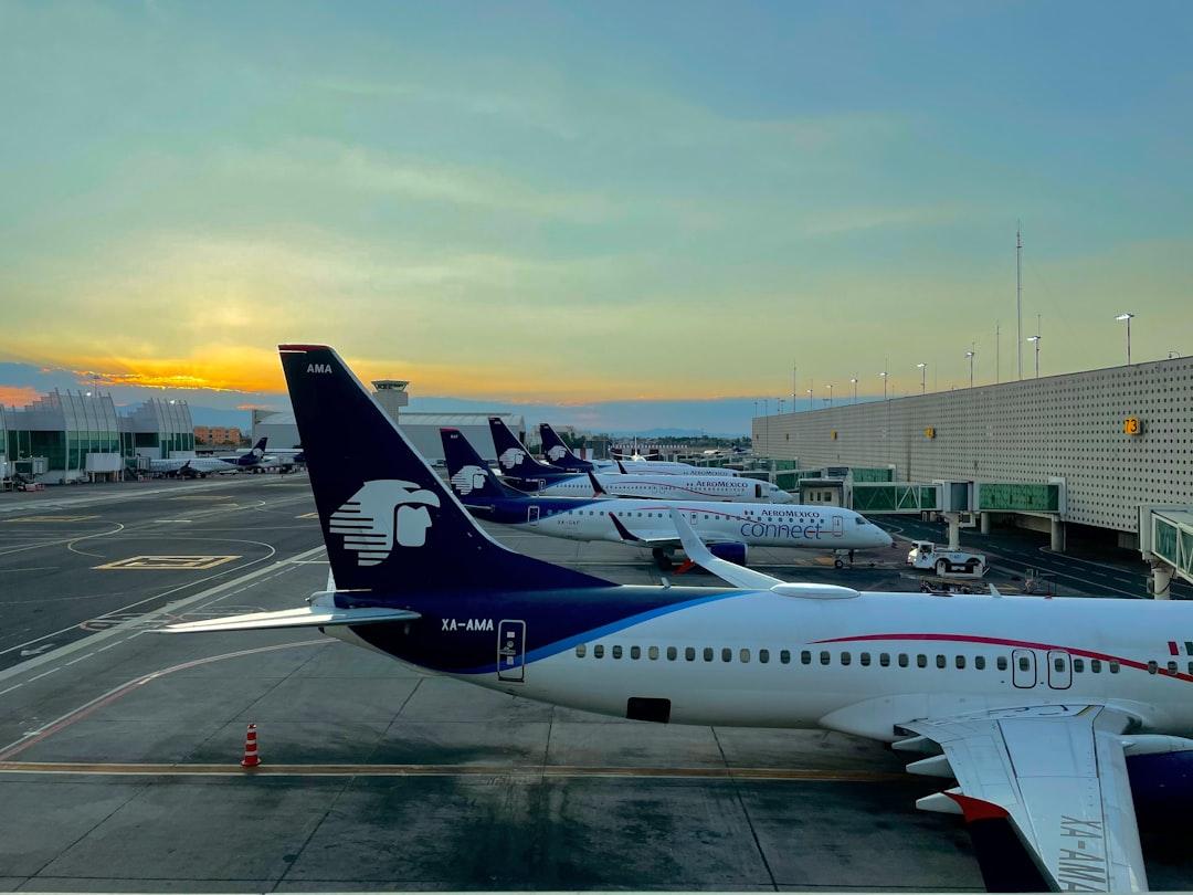 ¿Cómo llamar a Aeroméxico desde Costa Rica?