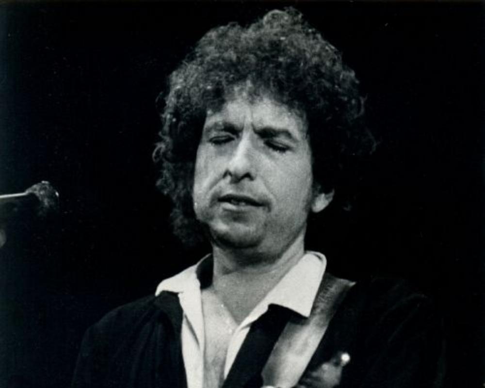 BOB DYLAN