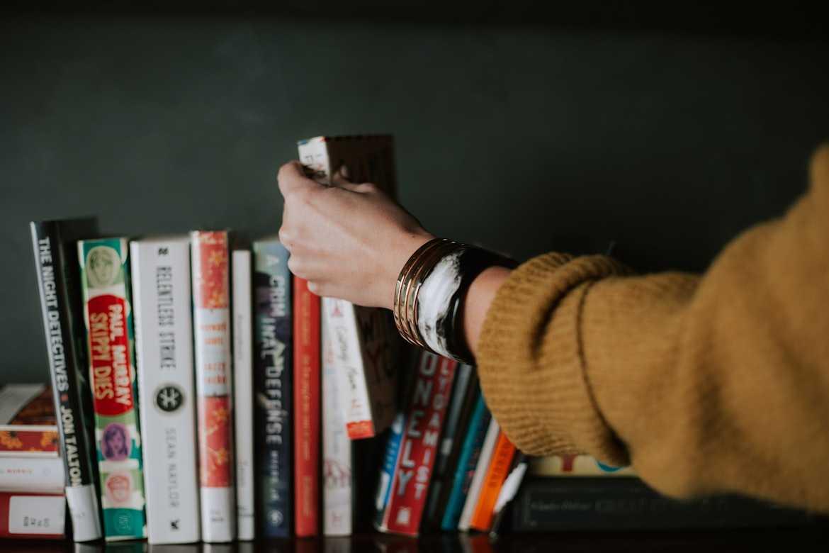 How to Develop a Reading Habit to Unlock Life Growth