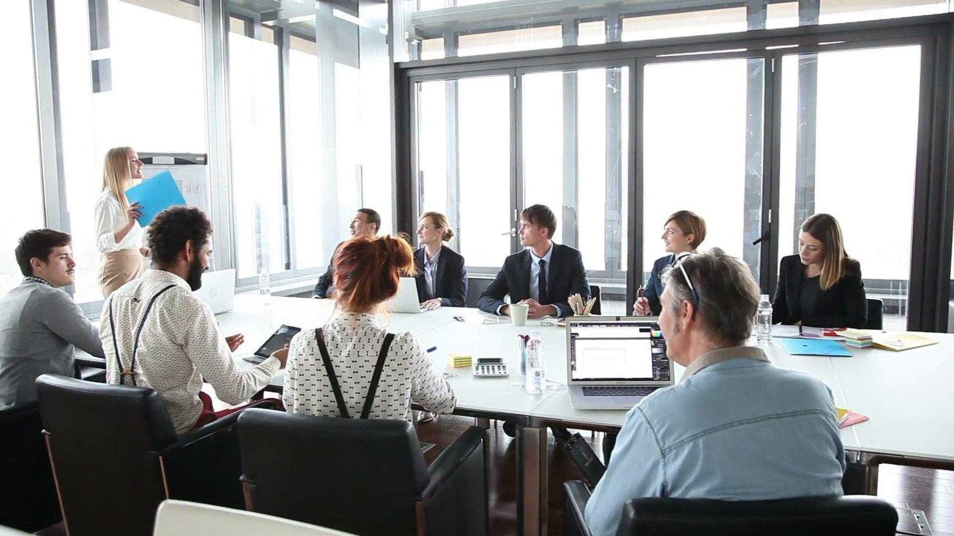 7 Brainstorming Techniques for More Productive Team Meetings