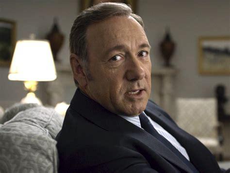 FRANK UNDERWOOD (HOUSE OF CARDS)