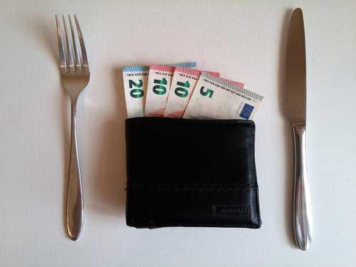 How To Make A Meal Plan That Saves Money