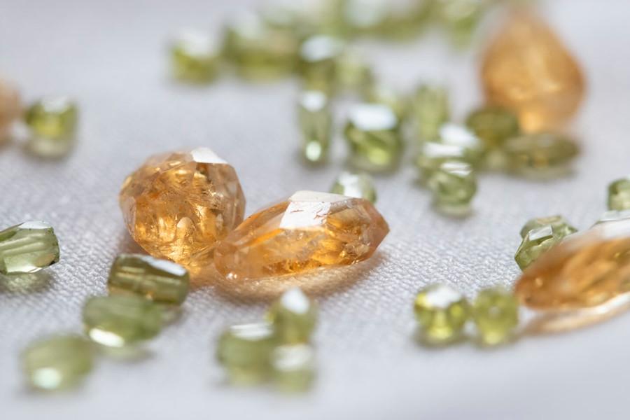 Olivine Peridot: Mantle Mineral