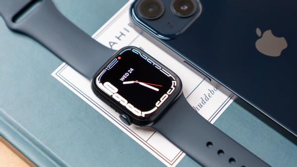 Top 5 Reasons to Buy an Apple Watch in 2022