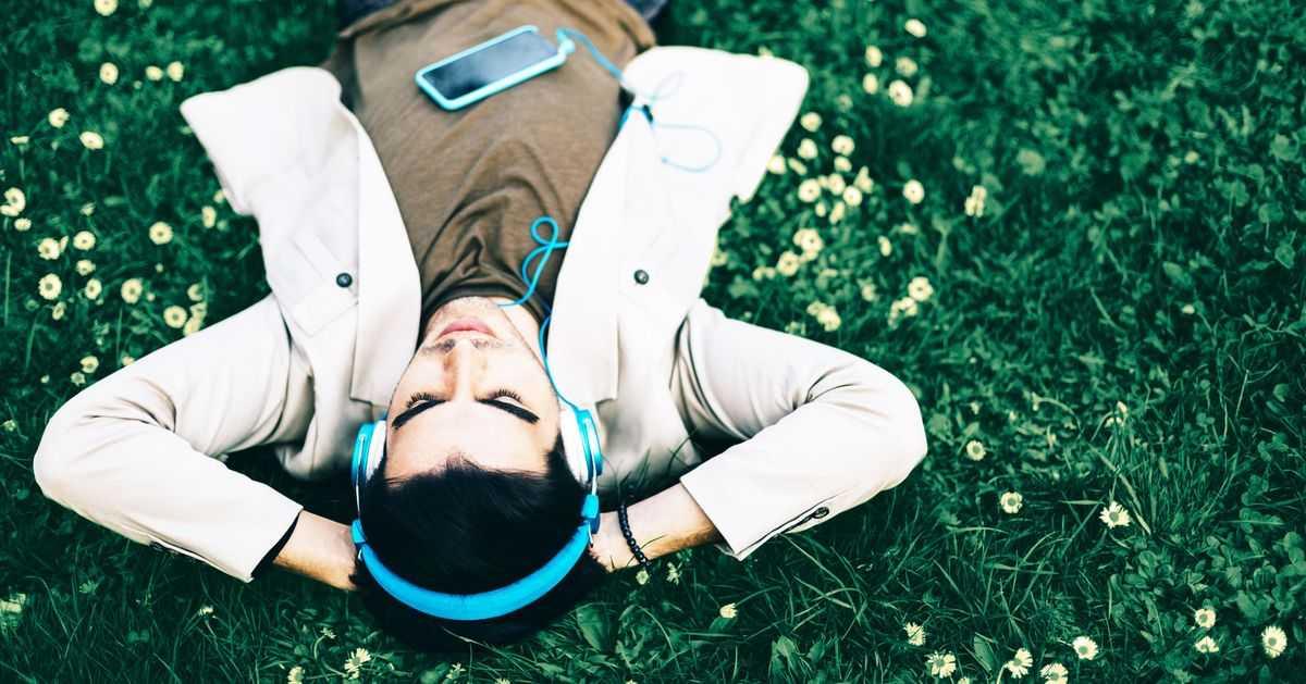 To Your Brain, Audiobooks Are Not 'Cheating'