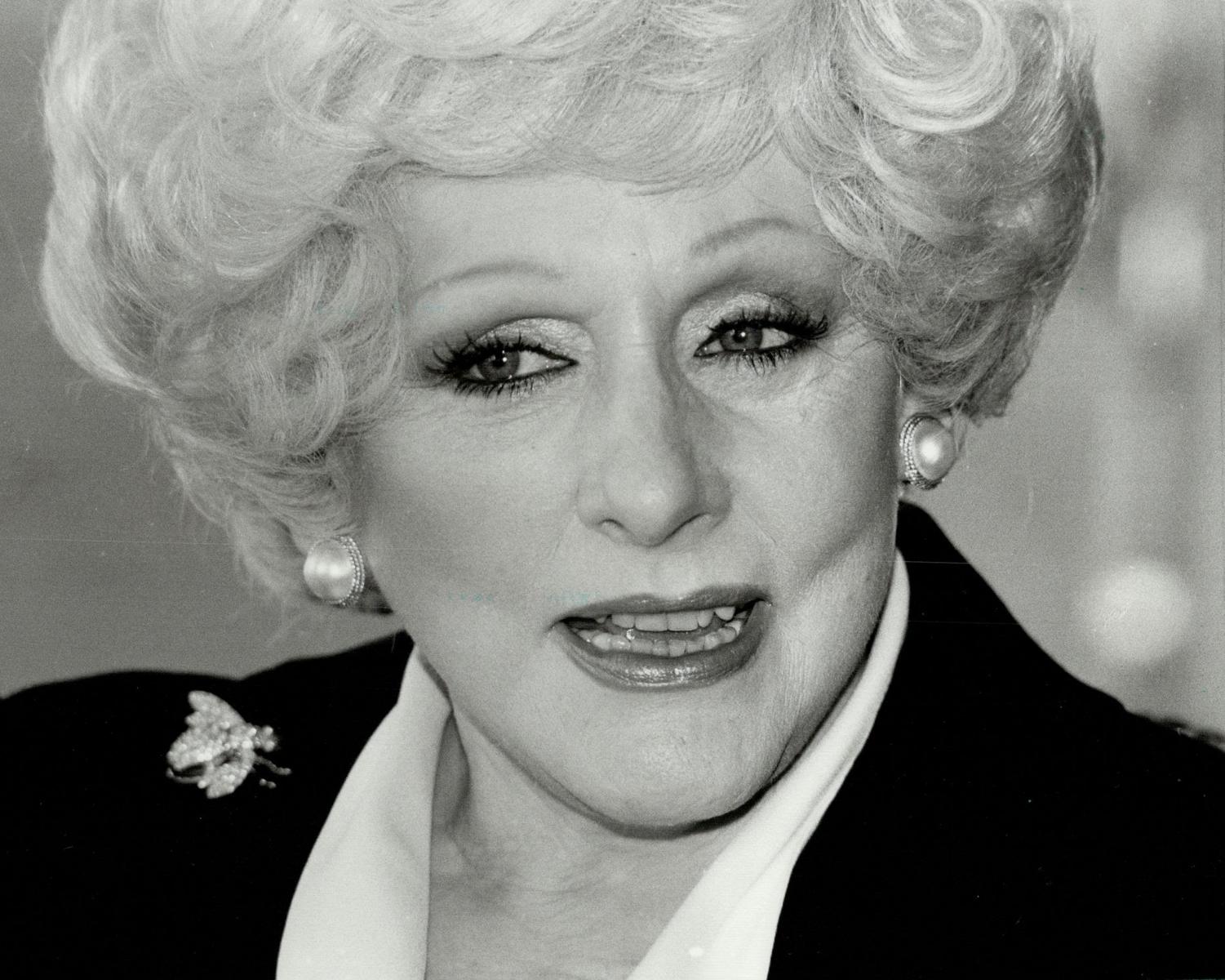 MARY KAY ASH, AMERICAN BUSINESSWOMAN