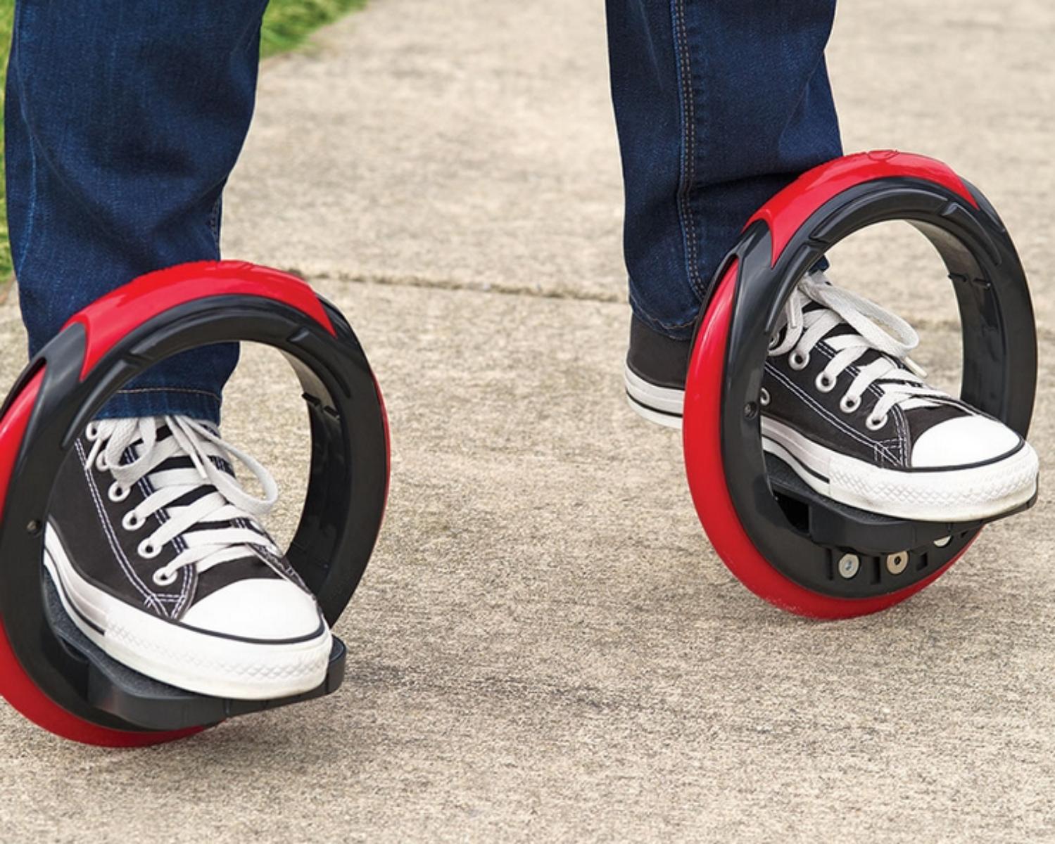The Fantastic And Futuristic Skaterollers: 2-in-1 For Fun