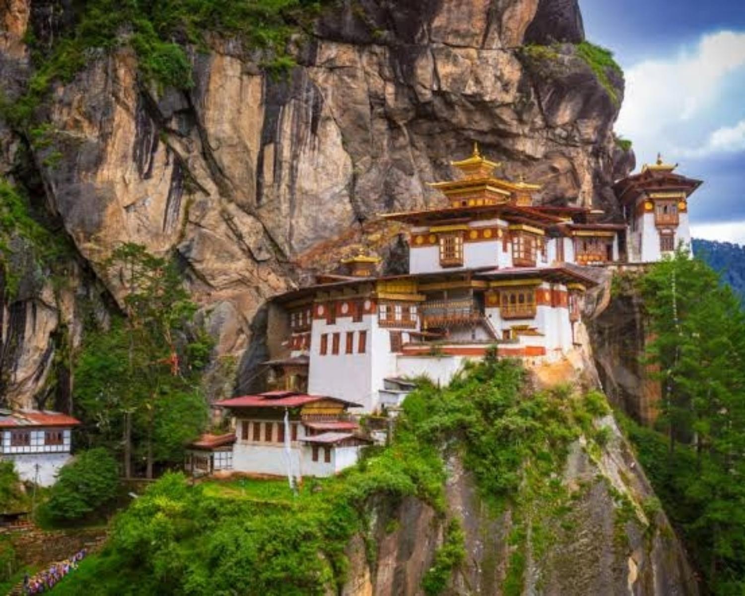 8 Great Things The World Can Learn From Bhutan 🇧🇹