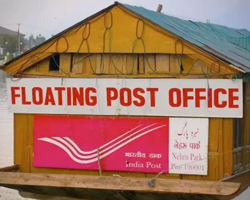 2. Floating Post Office - Srinagar.👌