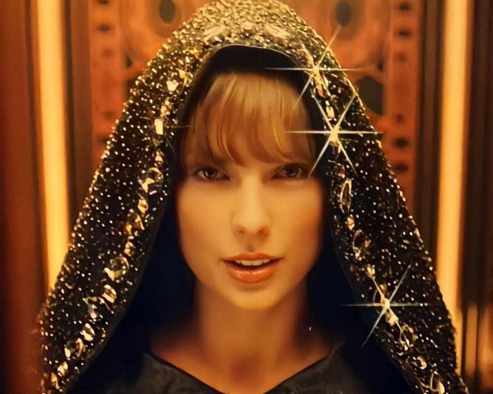 TAYLOR SWIFT - BEJEWELED