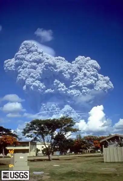 Mount Pinatubo, 1991 (VEI 6)