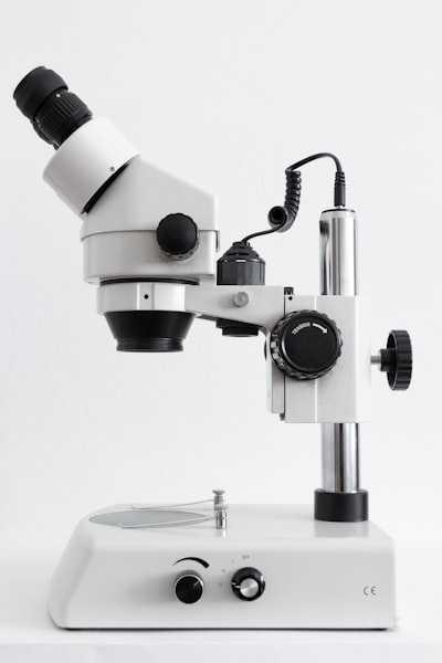 Buy Microscopes at Affordable Prices in India