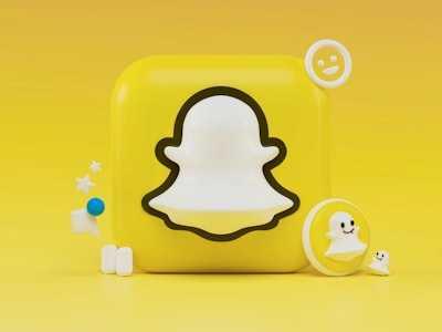 1. Snapchat reaches 293 mn daily users: