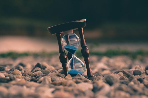 How We Make Sense of Time