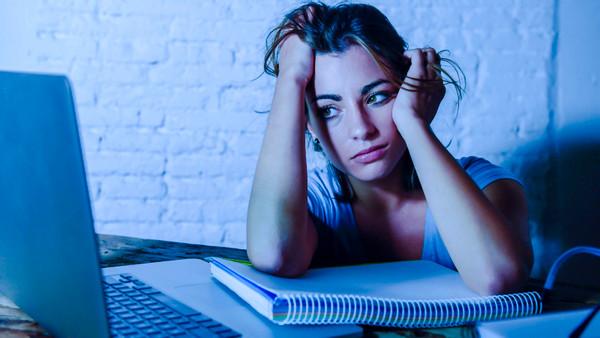Feeling unproductive even after working all day? It may be "productivity dysmorphia"