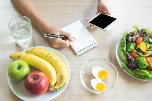 Calories or macros: nutritionist explains which works best for weight loss or building muscle