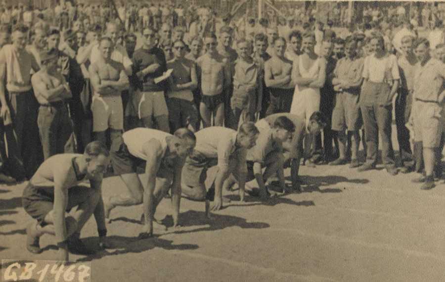 The 1940 and 1944 games