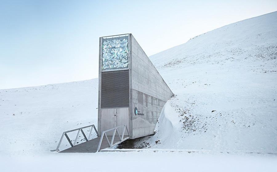 The Norwegian government entirely funded the vault's construction