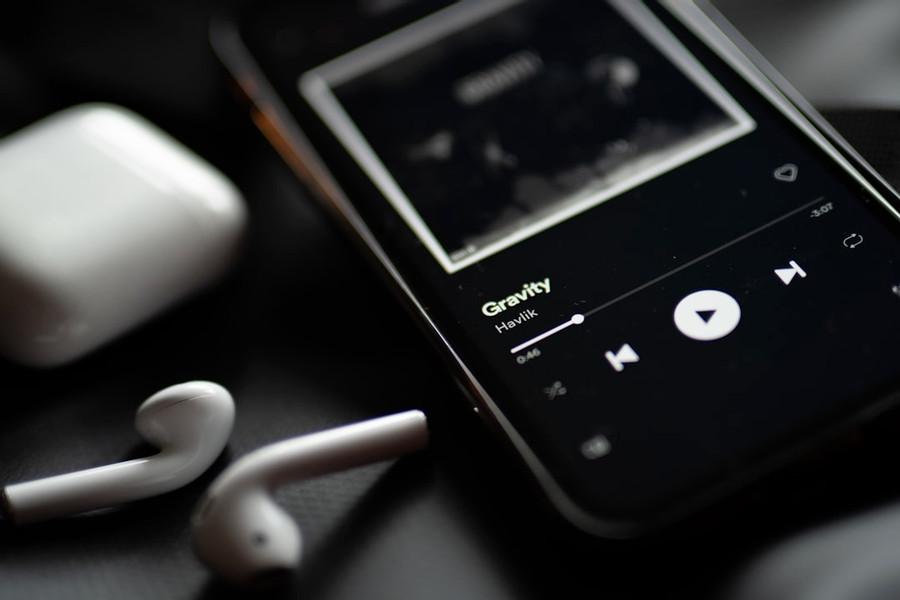 5 Podcasts for your Creative Run Playlist
