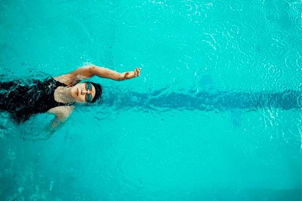 Swimming is the ultimate brain exercise. Here's why.