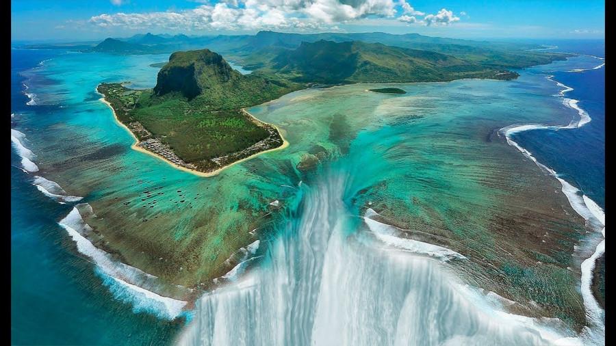 Underwater Waterfall - Mauritius
