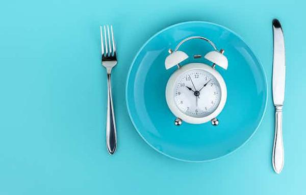 How your eating rhythms impact your mental health