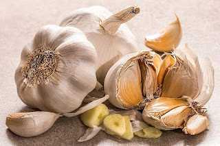 Garlic Benefits For Women - How to Use Garlic to Keep Away From Diseases