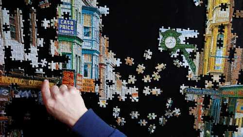 On the consolatory pleasure of jigsaws when the world is in bits