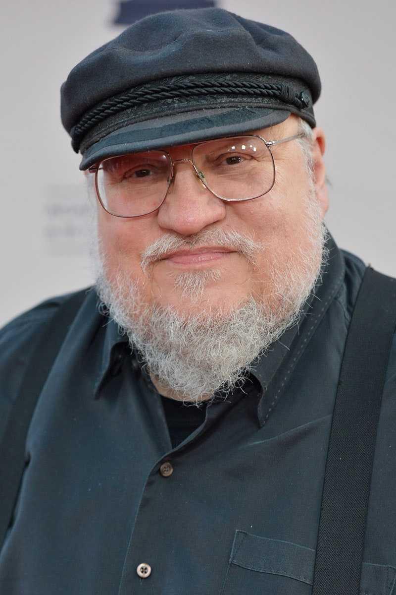 GEORGE R.R. MARTIN, A DANCE WITH DRAGONS