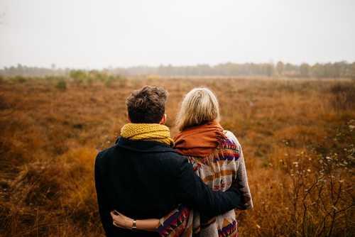 7 Ways To Make Your Relationship Less Codependent & More Interdependent