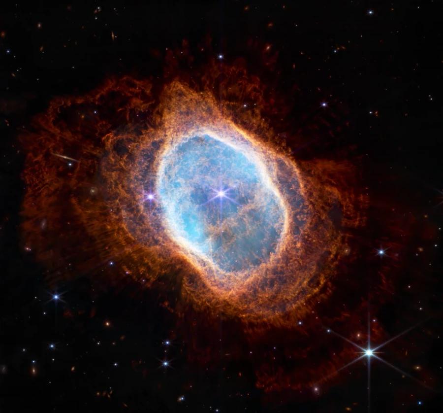 Southern Ring Nebula demonstrates the stunning beauty of the Universe