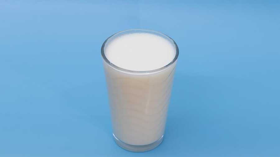 Nutrients in cow's milk