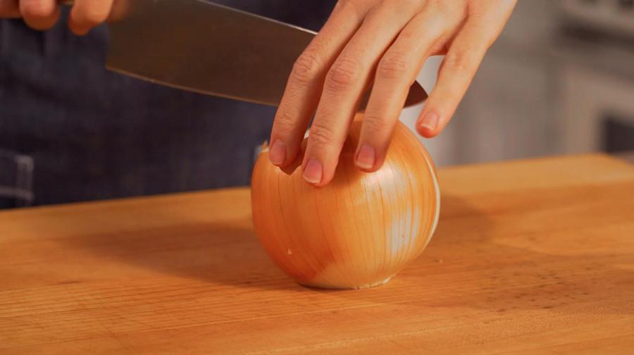 How To Finely Chop An Onion