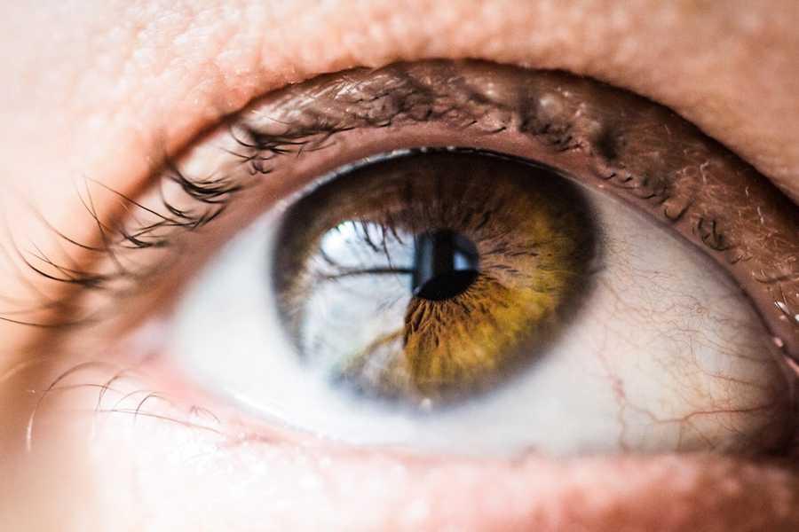 Who can benefit from currently available bionic eyes?  