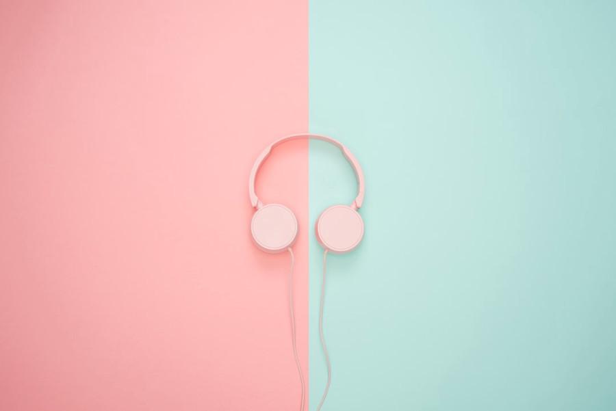 1.Listen To Music 🎶  🎧