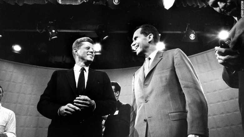 1960: Beginning of televised debates