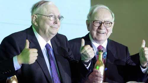 6 Essential Insights on The Future from Warren Buffett and Charlie Munger