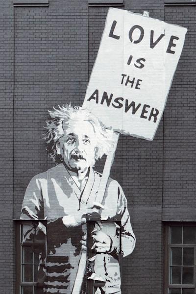 Questions and answers - Albert Einstein