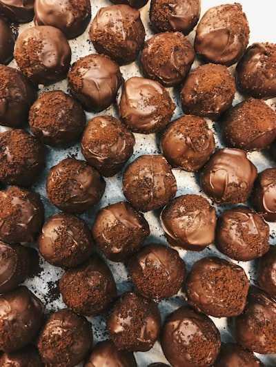 Chocolate-covered nuts