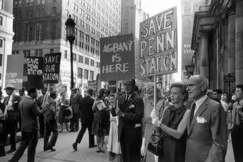 Jane Jacobs: New Urbanist Who Transformed City Planning